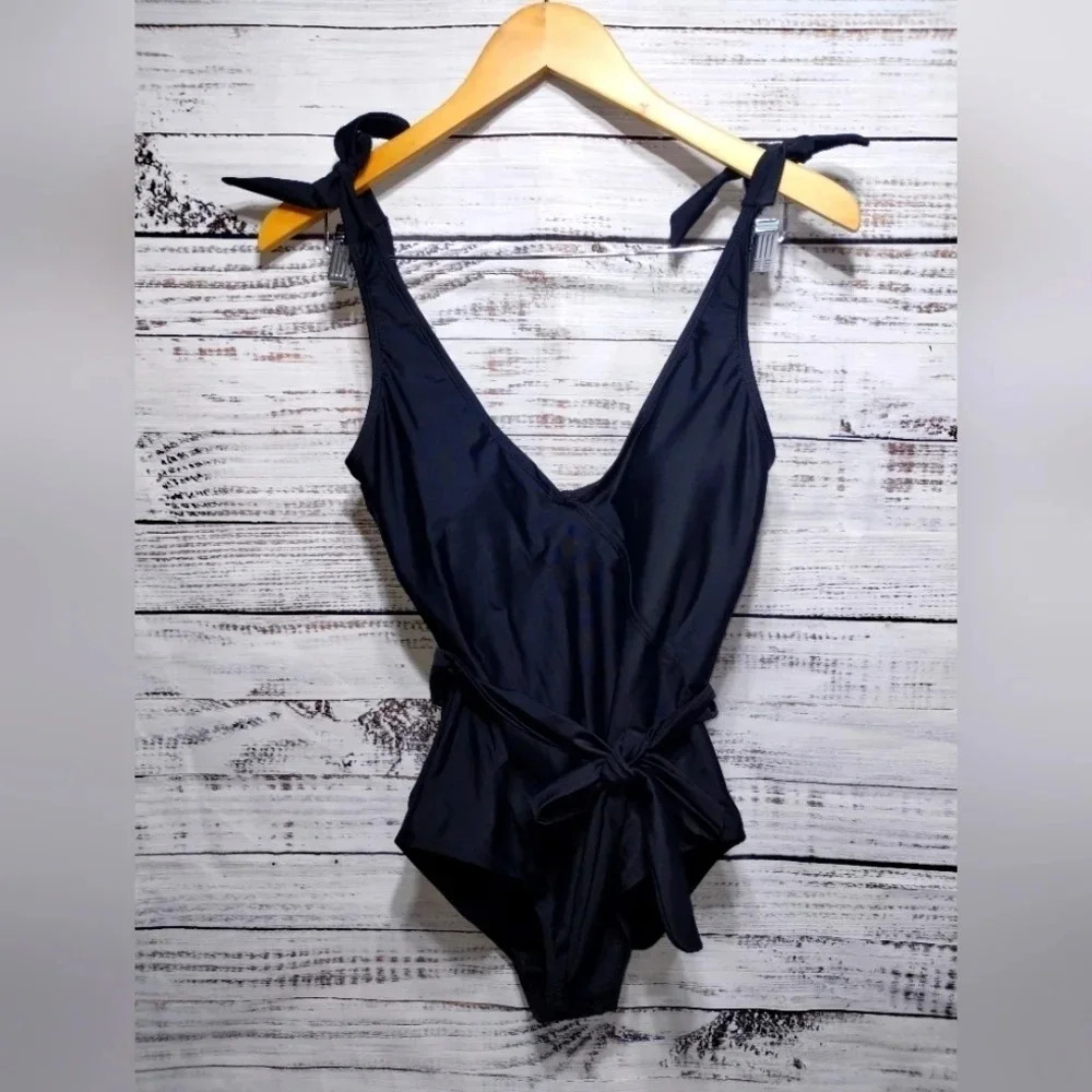 Your Best Look‎ Black Swimsuit Waist Tie Shoulder Bows U Neck size SM/Med